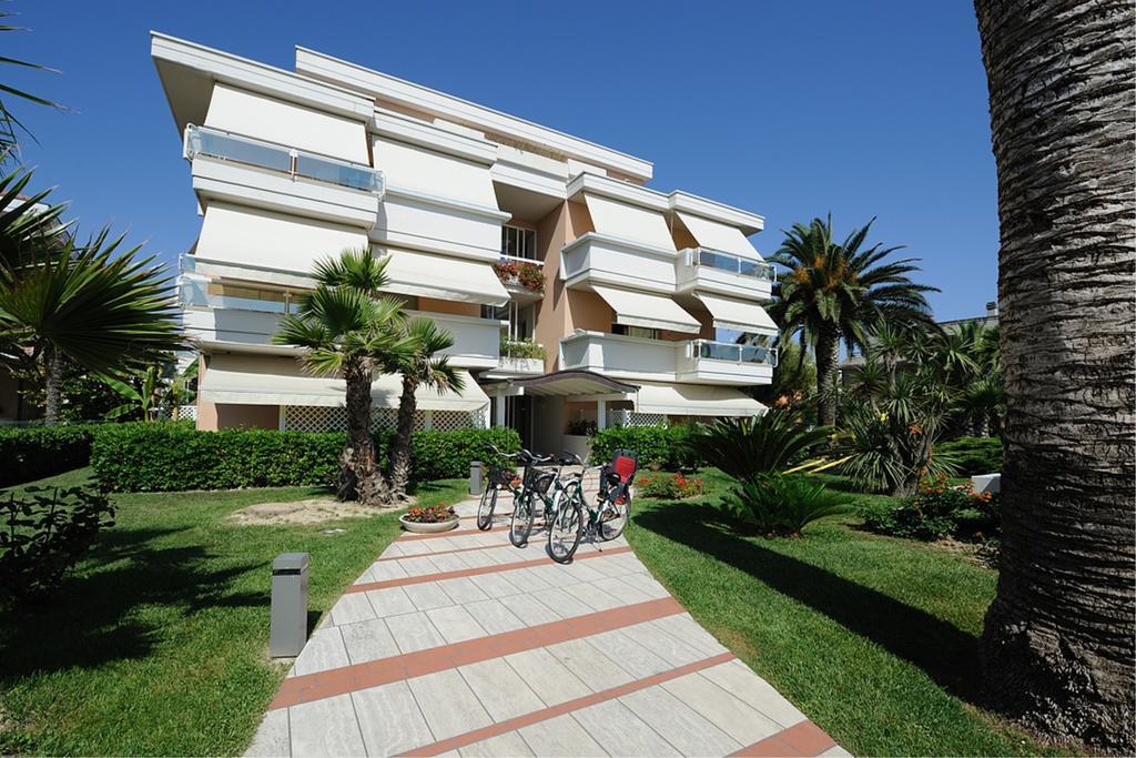 Residence Le Palme Grottammare Exterior foto